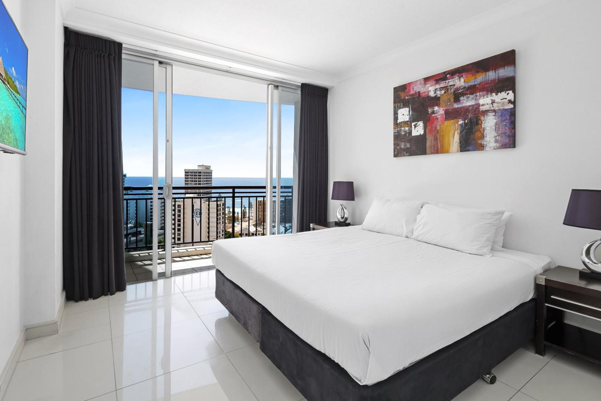 Holiday Holiday Chevron Renaissance Apartments Gold Coast Room photo