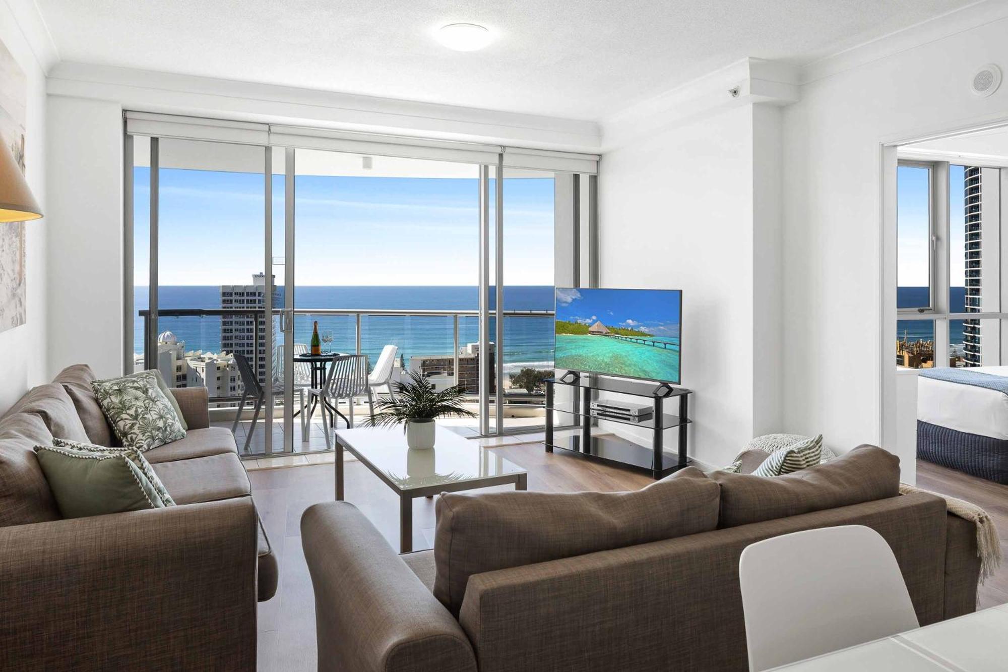 Holiday Holiday Chevron Renaissance Apartments Gold Coast Room photo